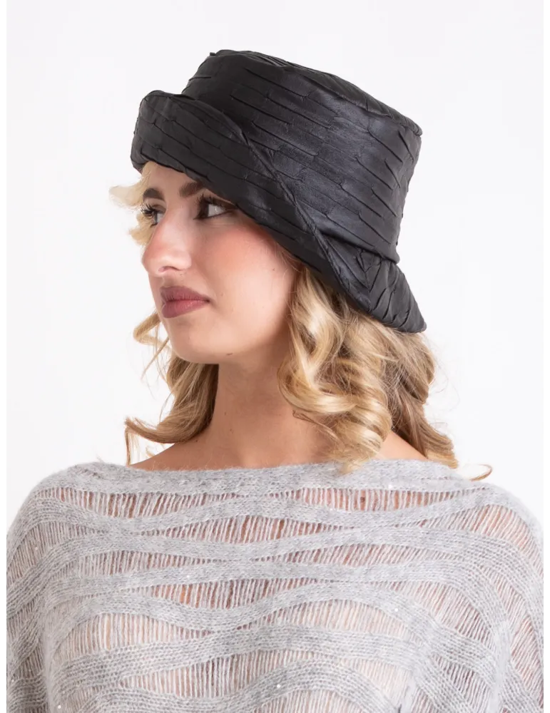 Complit Fashion Hats | Cappello cloche antipioggia in ecopelle nera