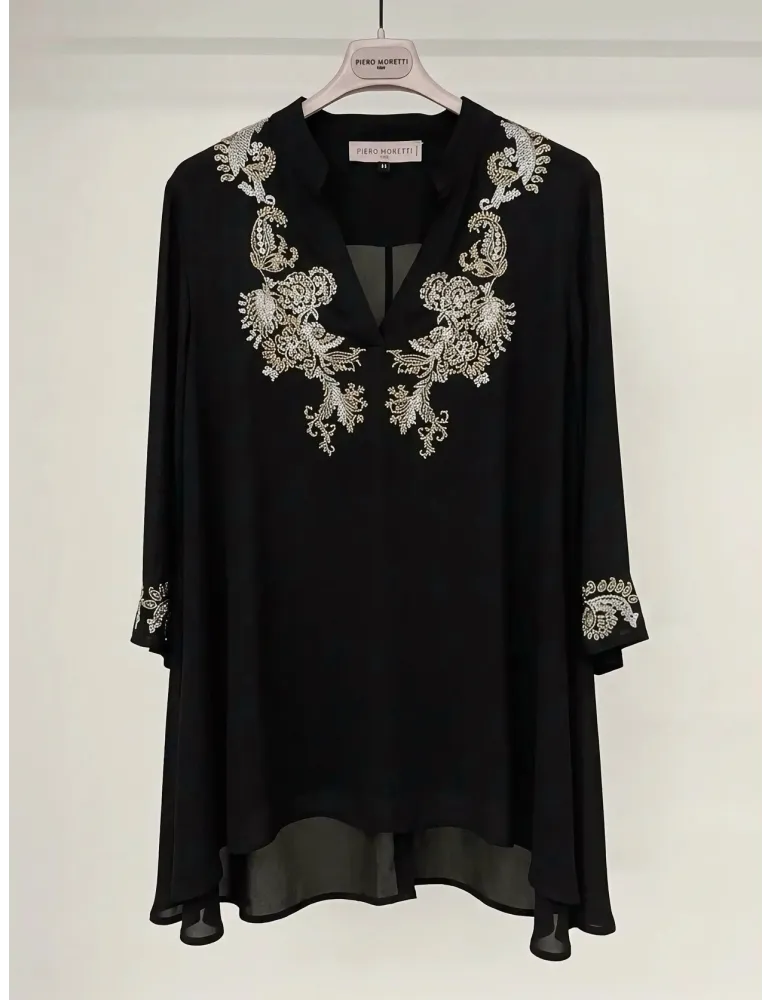 Piero Moretti | Blusa caftano nero con ricami orientali sull'oro