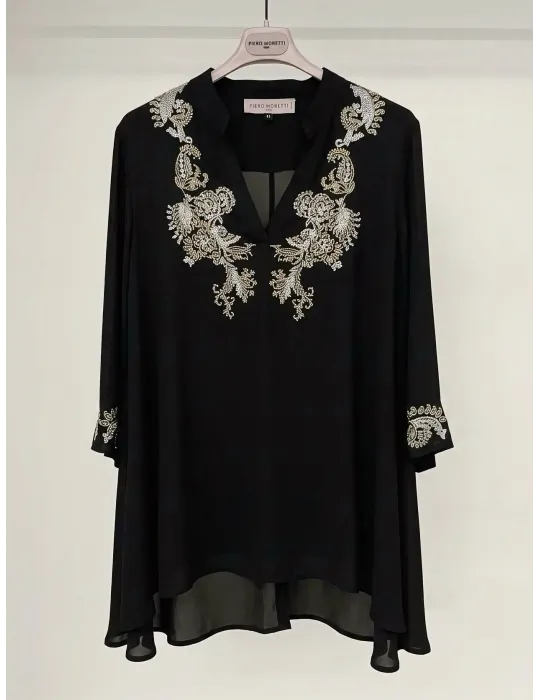 Piero Moretti | Blusa caftano nero con ricami orientali sull'oro
