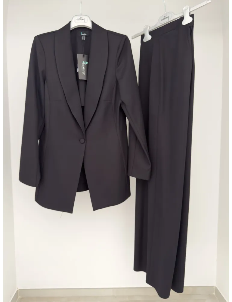 Black Masculine Tailored Suit with Belt and Palazzo Trousers