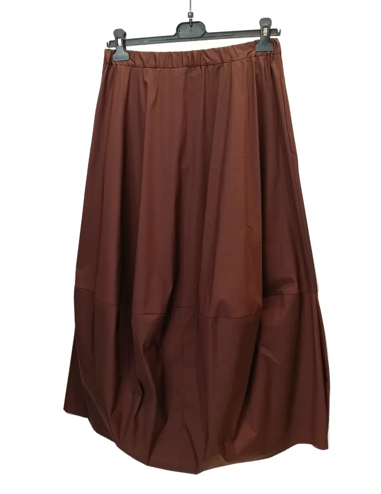 Completo con gonna lunga di cotone marrone ricami boho chic Volpato