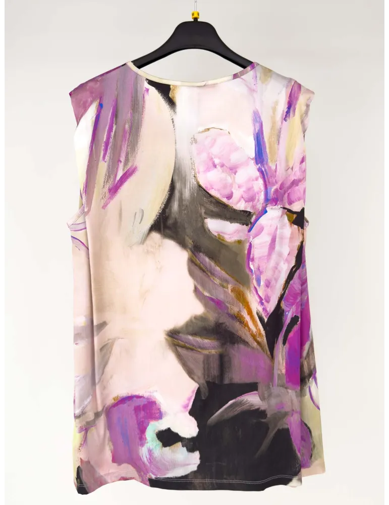 Sleeveless blouse in viscose satin with fuchsia floral print