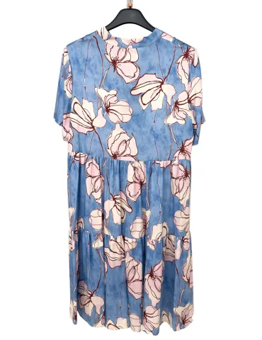 Light blue and pink floral tiered dress in 100% viscose 2