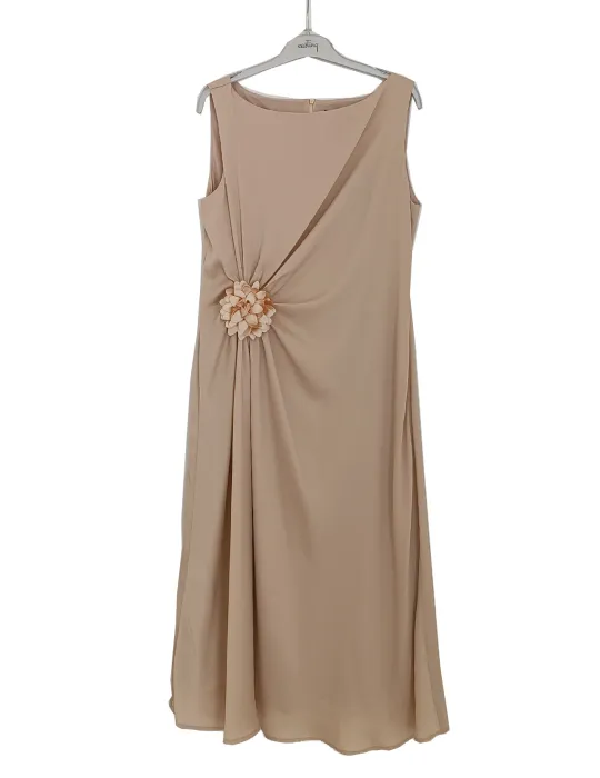 Sleeveless midi dress with draping and rose detail