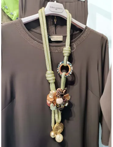 Collana artigianale lunga anallergica con resine perle e cristalli