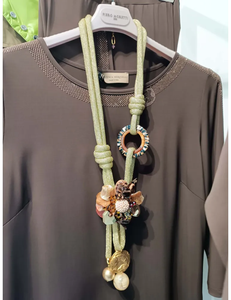 Collana artigianale lunga anallergica con resine perle e cristalli