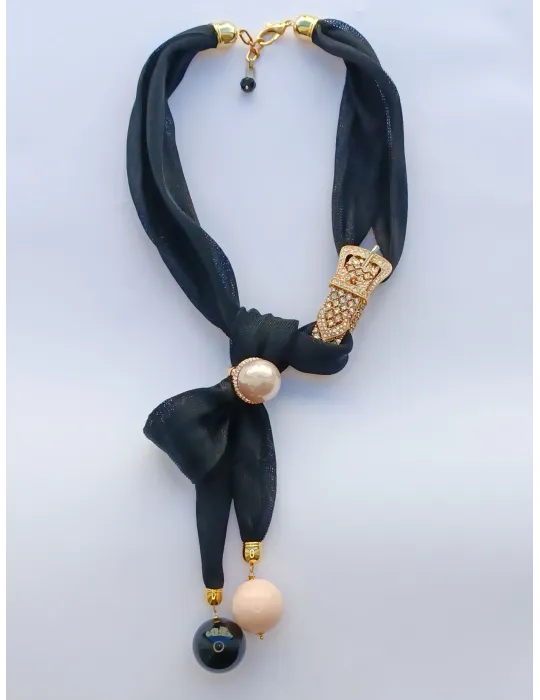 Handmade long necklace with flower pearls and crystals