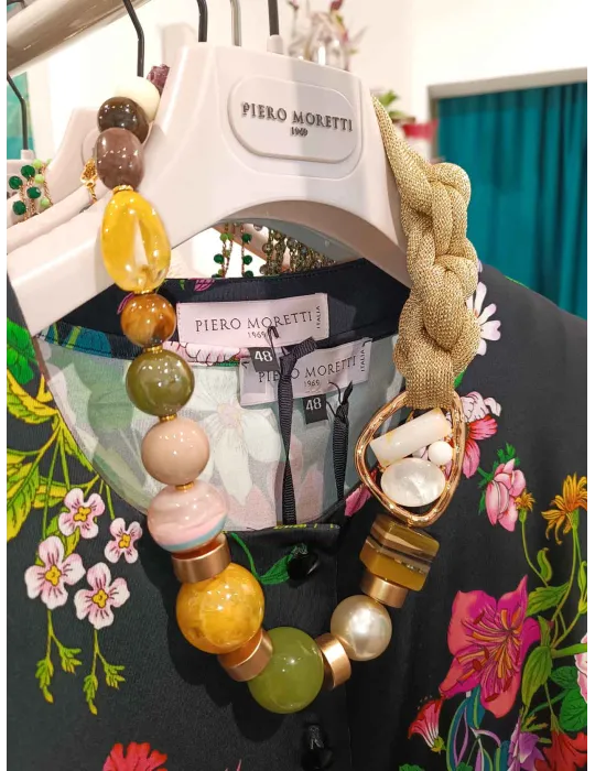 Handmade long necklace with flower pearls and crystals