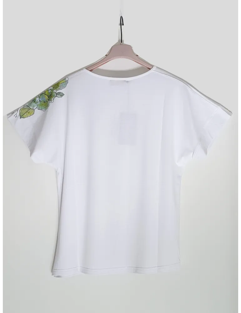 T-shirt bianca a scatola con stampa verde e strass fino alla taglia 56