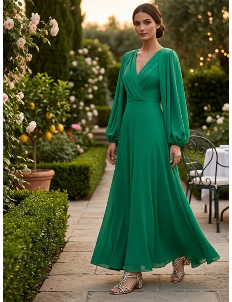 Casting P/E 2026 | Abito lungo verde smeraldo con maniche fino alla 56