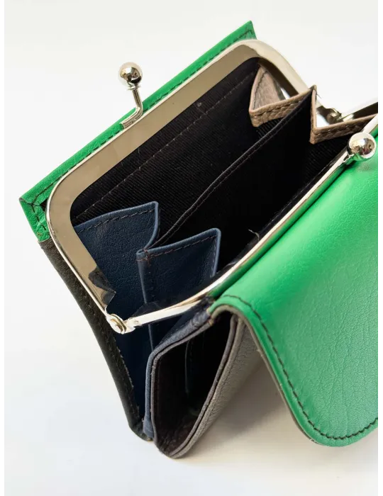 Soruka borse e accessori in vera pelle progetto equo-solidale
