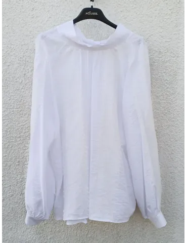 White Blouse with Lace Detail and Back Bow by Mousse