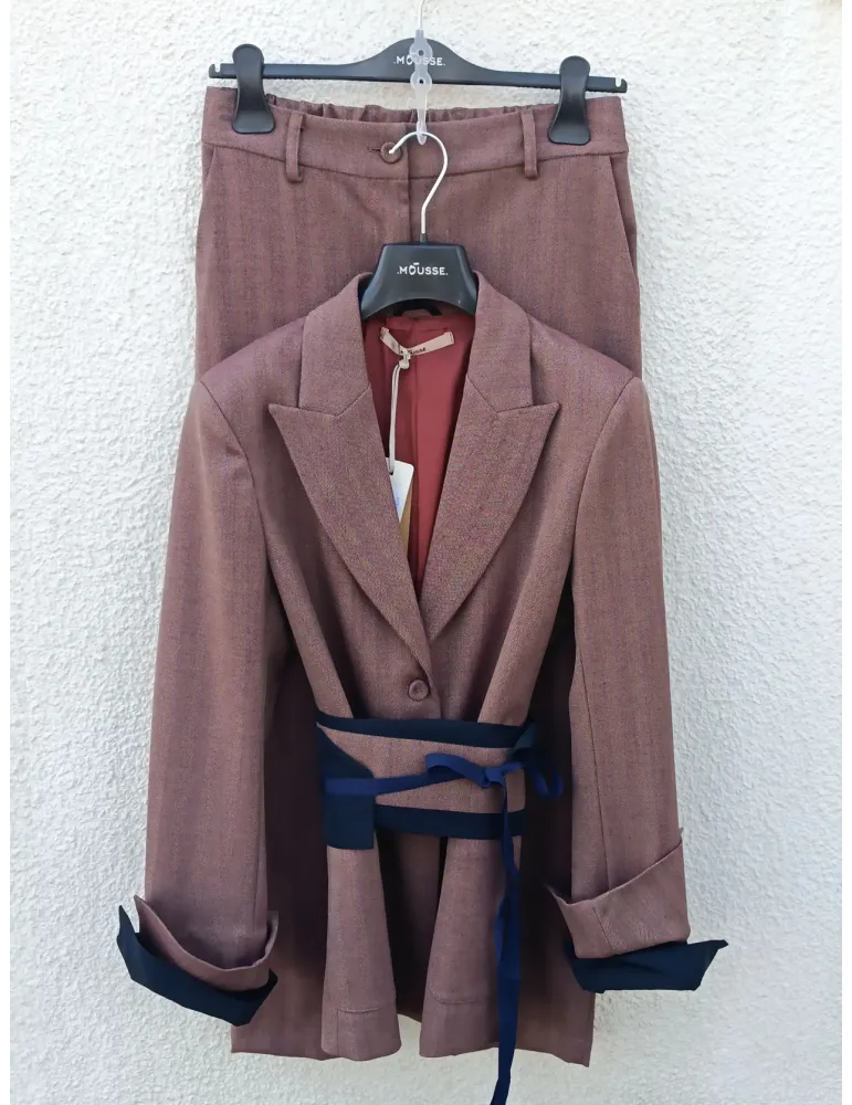 Burgundy beige and blu Herringbone Tailored Suit with Belt | Mousse IT