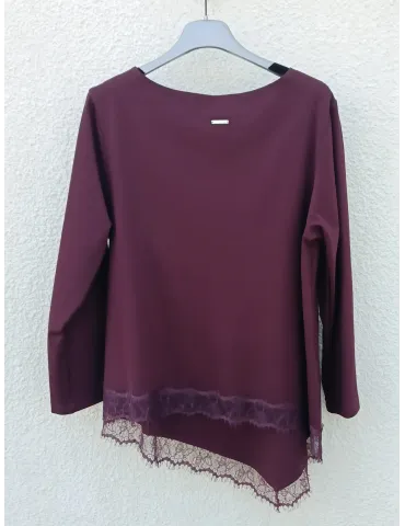 Burgundy asymmetric Jersey Tunic with lace hem 2