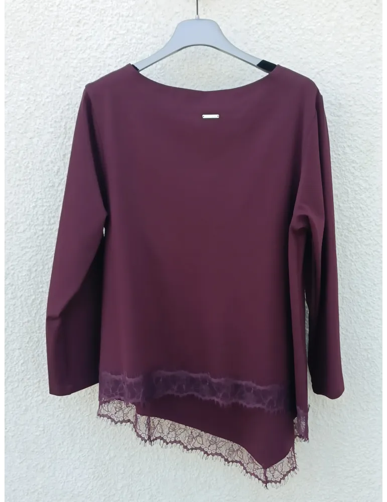 Burgundy asymmetric Jersey Tunic with lace hem