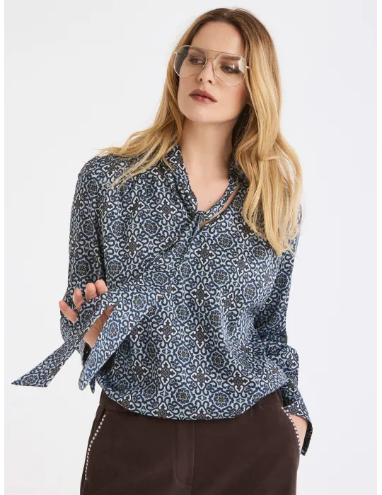 Piero Moretti Light blue Majolica printed Blouse with Scarf