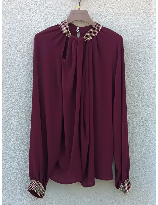Blusa in seta bordeaux con rete di strass fino alla 52 | Maesta Milano