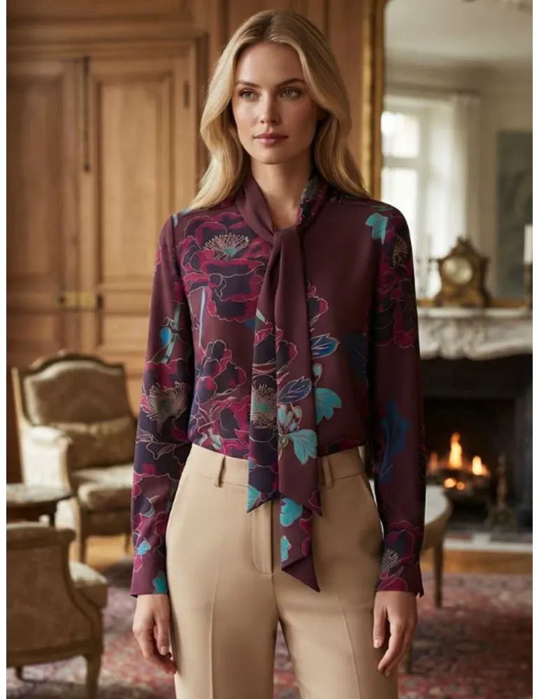 Camicia in seta bordeaux a fiori collo a sciarpa fino alla 54 | Maesta
