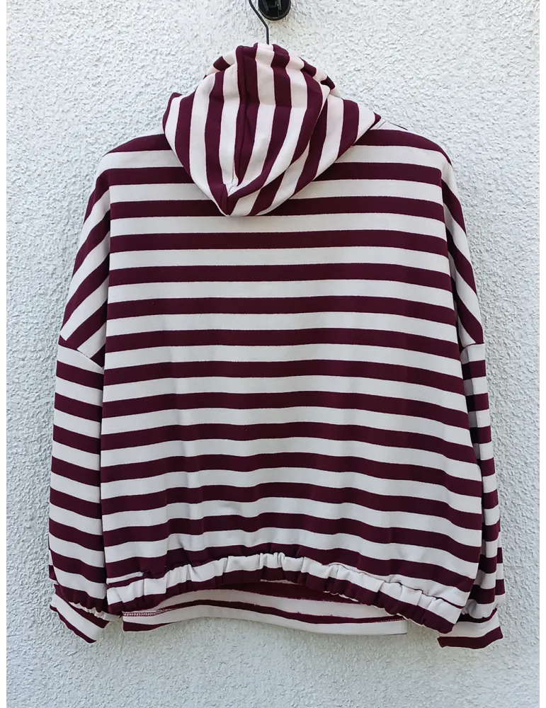 Tuta felpa e pantalone bordeaux a righe vaniglia More by Siste's