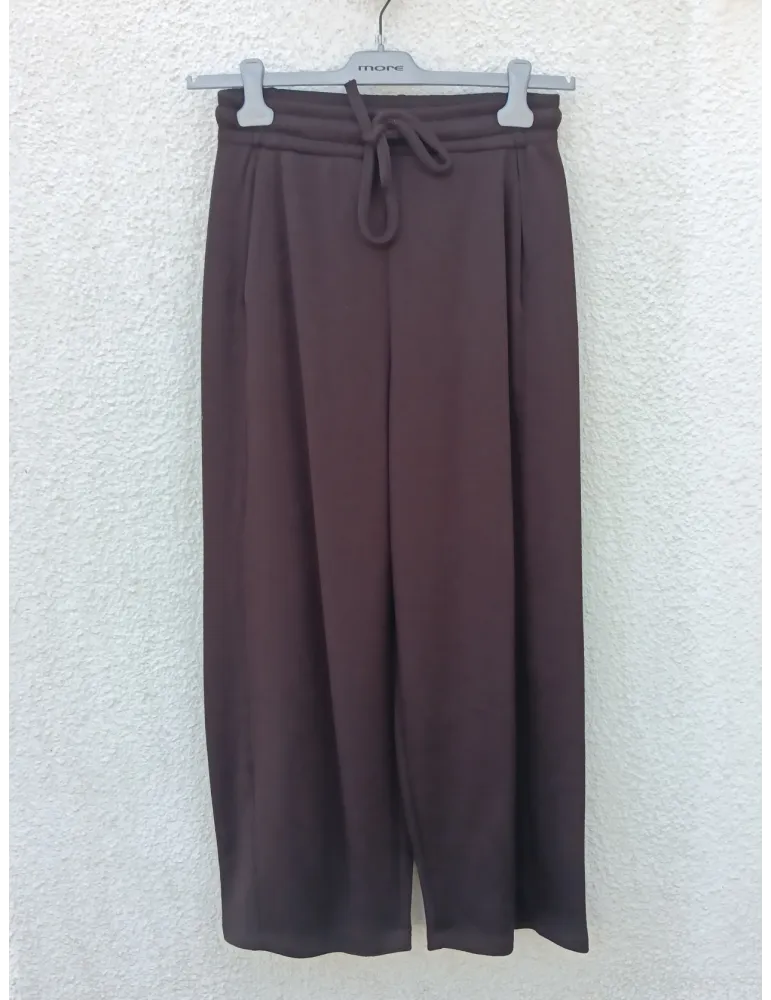 Pantaloni balloon marrone effetto tuta curvy chic More by Siste's