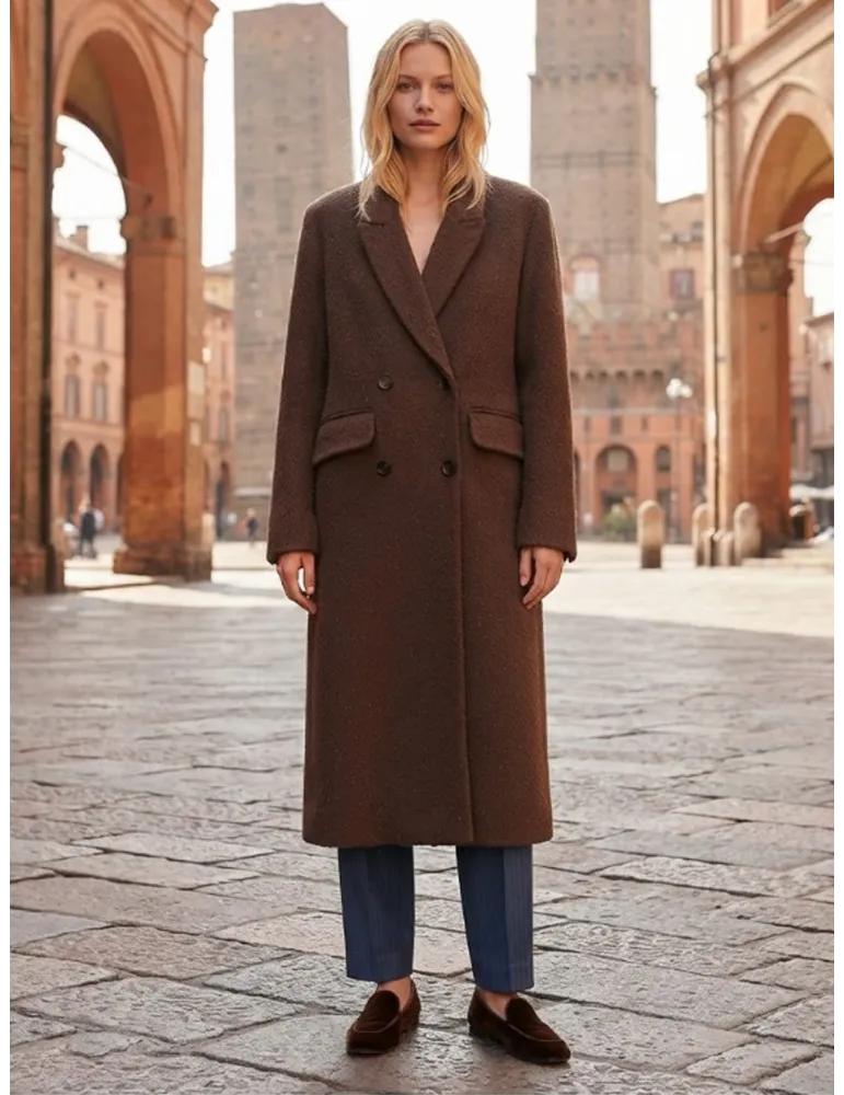 Cappotto marrone lungo in double di lana Merino, Yak e Seta | Maesta