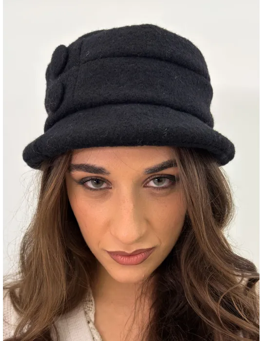 Cappelli donna Complit | Cloche nera in lana cotta con bottoni