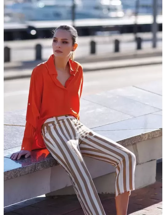 L. Pucci Italian capri wide leg linen and silk striped trousers L. Pucci Italian capri wide leg linen and silk striped trousers