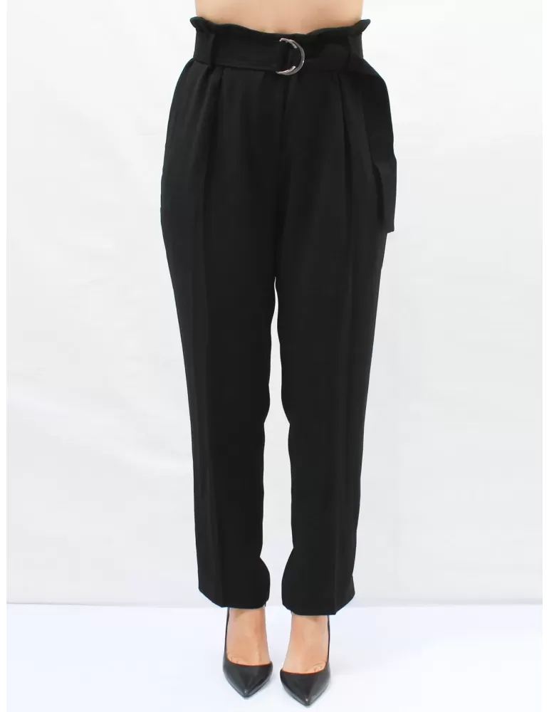 Fuego Woman Pantaloni neri con le pieghe Fuego Woman Pantaloni neri con le pieghe