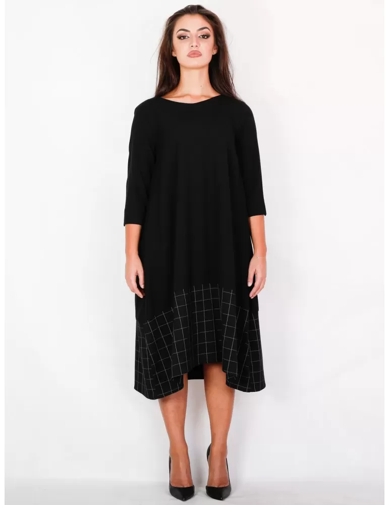 Abito tunica midi in raso marrone Amethist Abito tunica midi in raso marrone Amethist