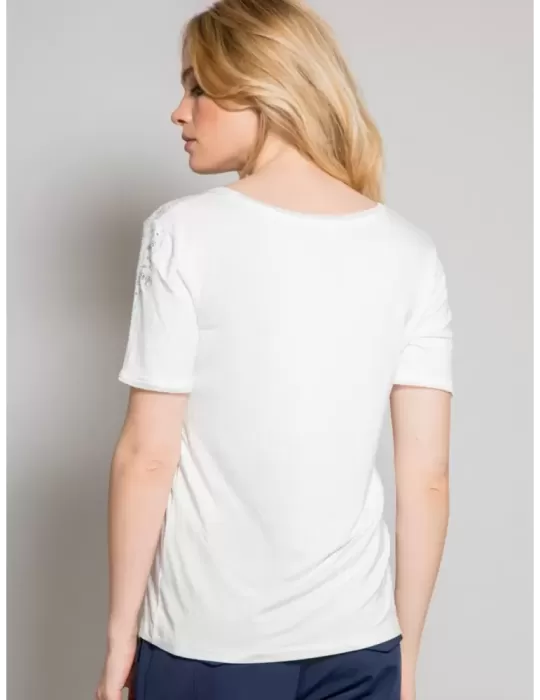 Elegant White T-shirt with rhinestones embroidery by Fuego Woman