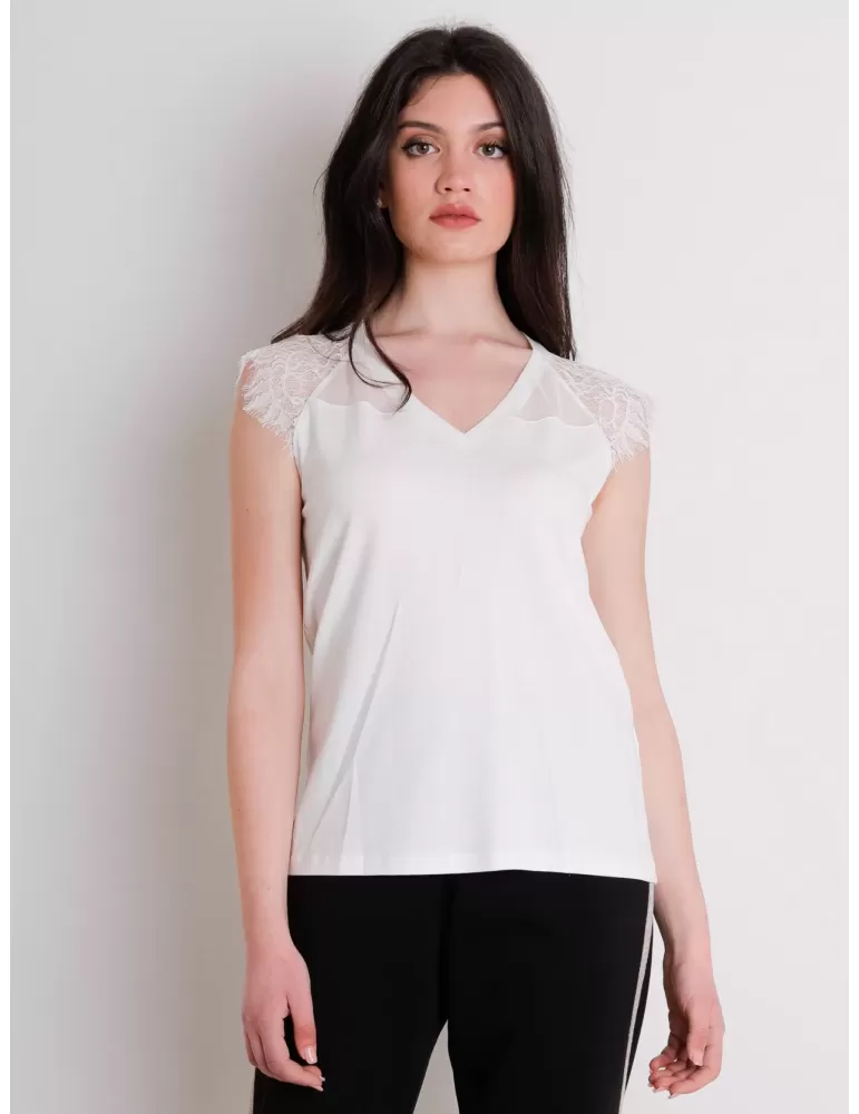 Top canotta a V con pizzo bianco Fuego Woman Top canotta a V con pizzo bianco Fuego Woman