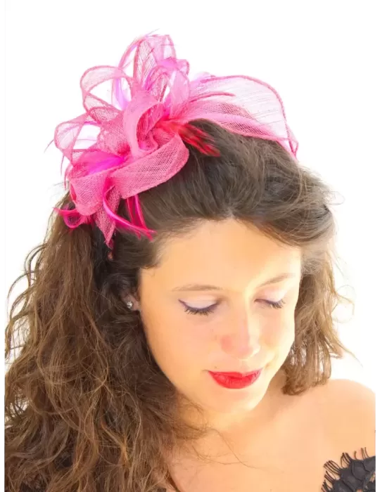 Pink mesh and feathers fascinator wedding headband Pink mesh and feathers fascinator wedding headband
