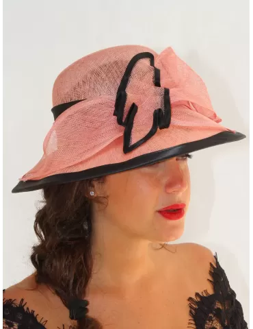 Cappello da cerimonia grande in paglia rosa con profilo nero Complit 2