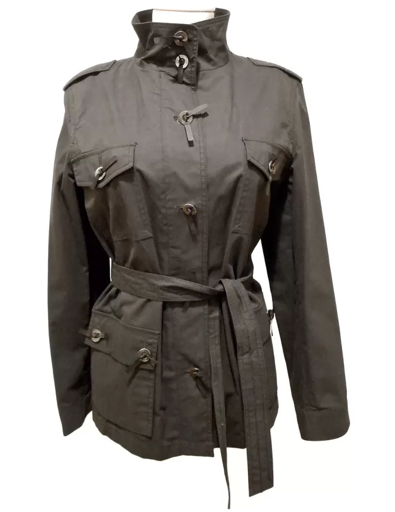 Vente en ligne gilet avec boutons et taches Vente en ligne gilet avec boutons et taches